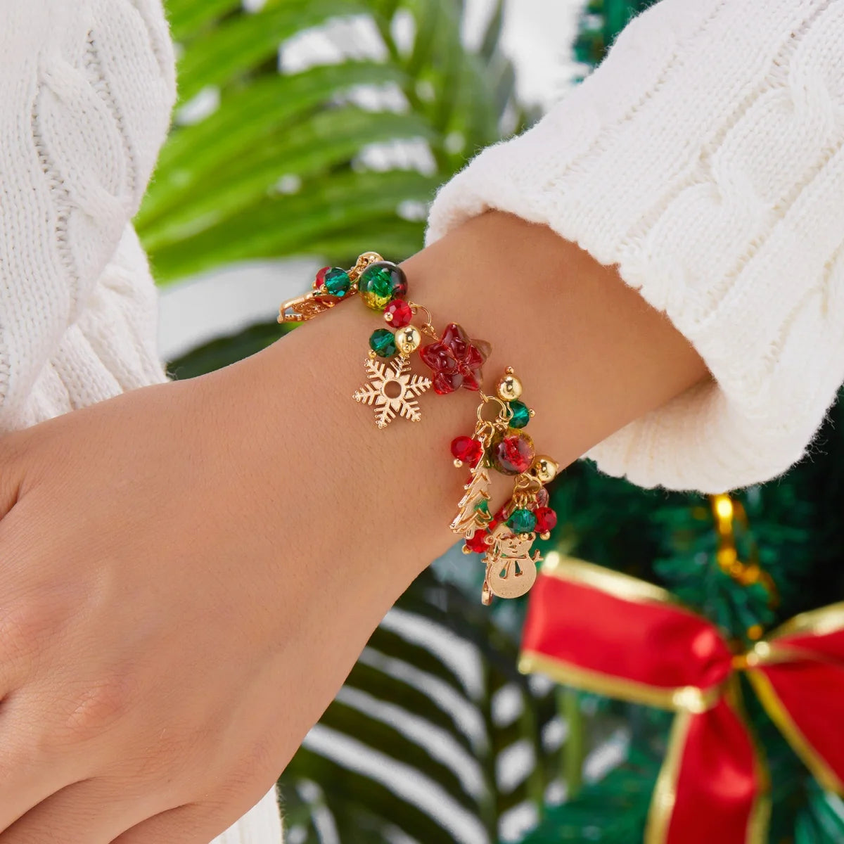 Christmas Charm Bracelet – Festive Holiday Gift for 2025