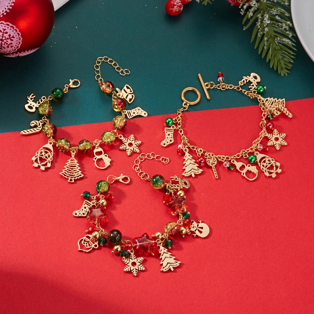 Christmas Charm Bracelet – Festive Holiday Gift for 2025