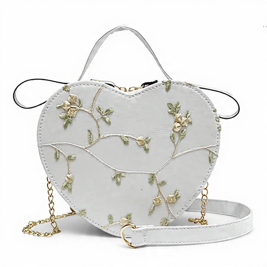 Heart-Shaped Ivy Handbag – Romantic Style Meets Everyday Elegance